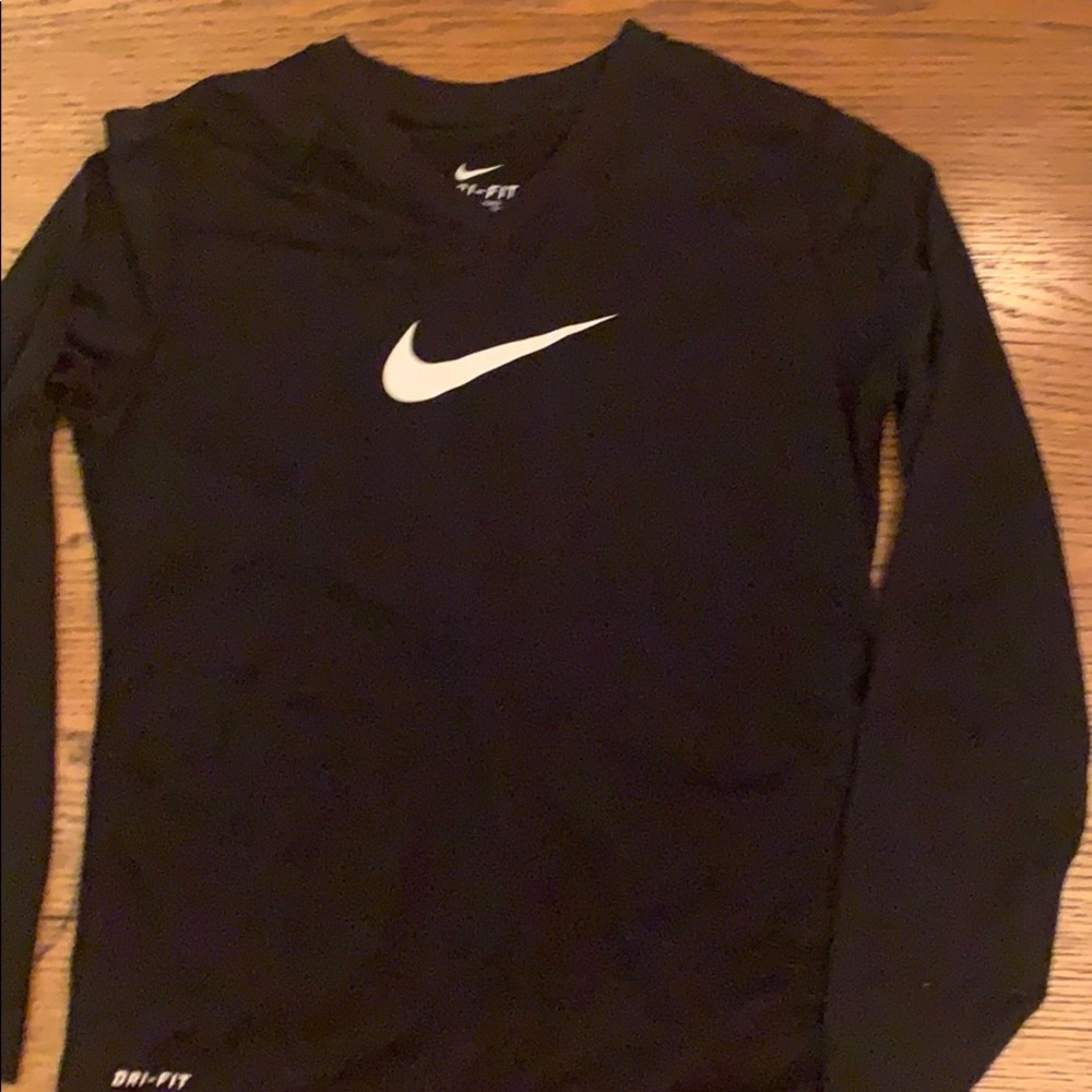 Nike Dri-Fit long sleeve t-shirt size medium